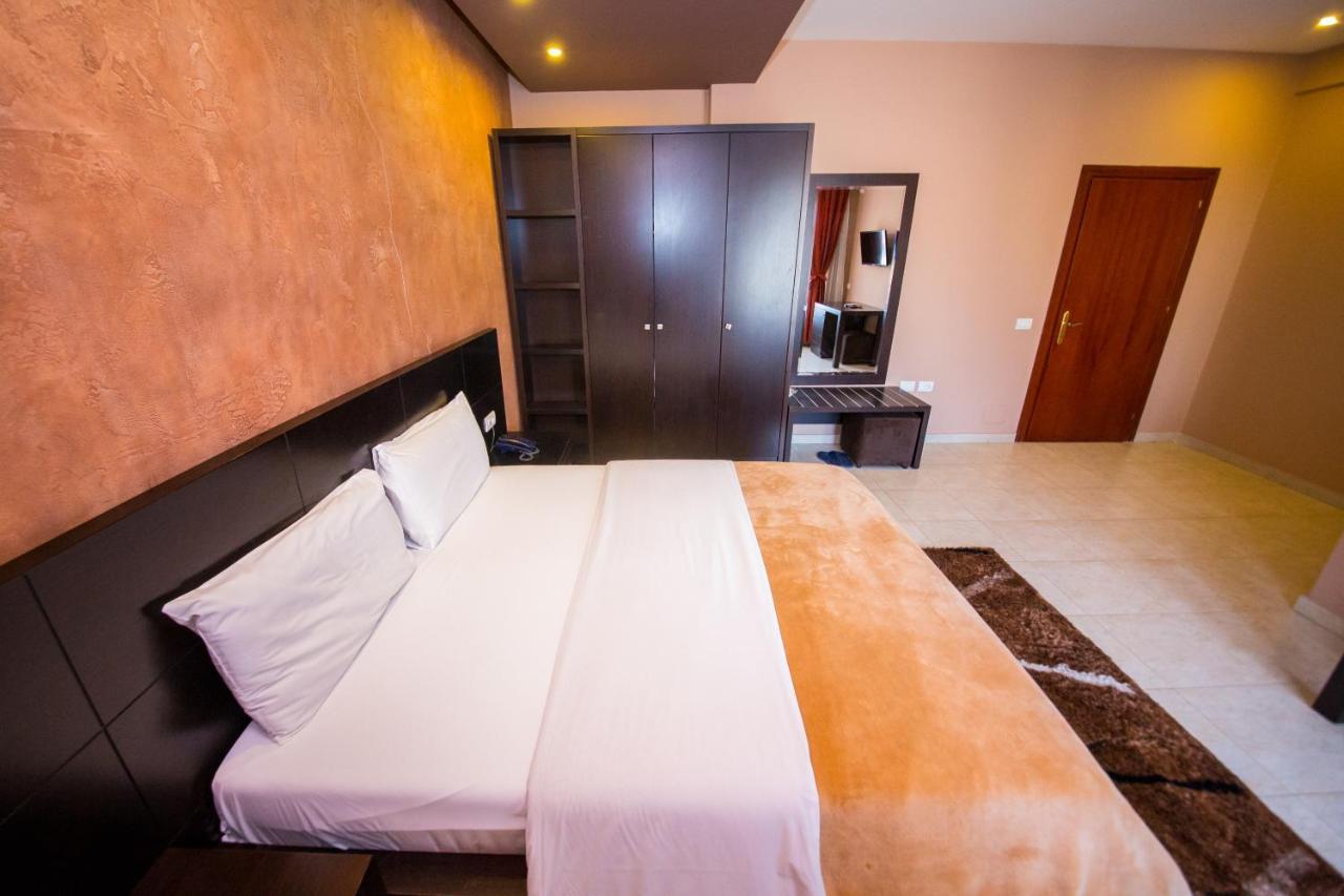 Hotel Denver 3*