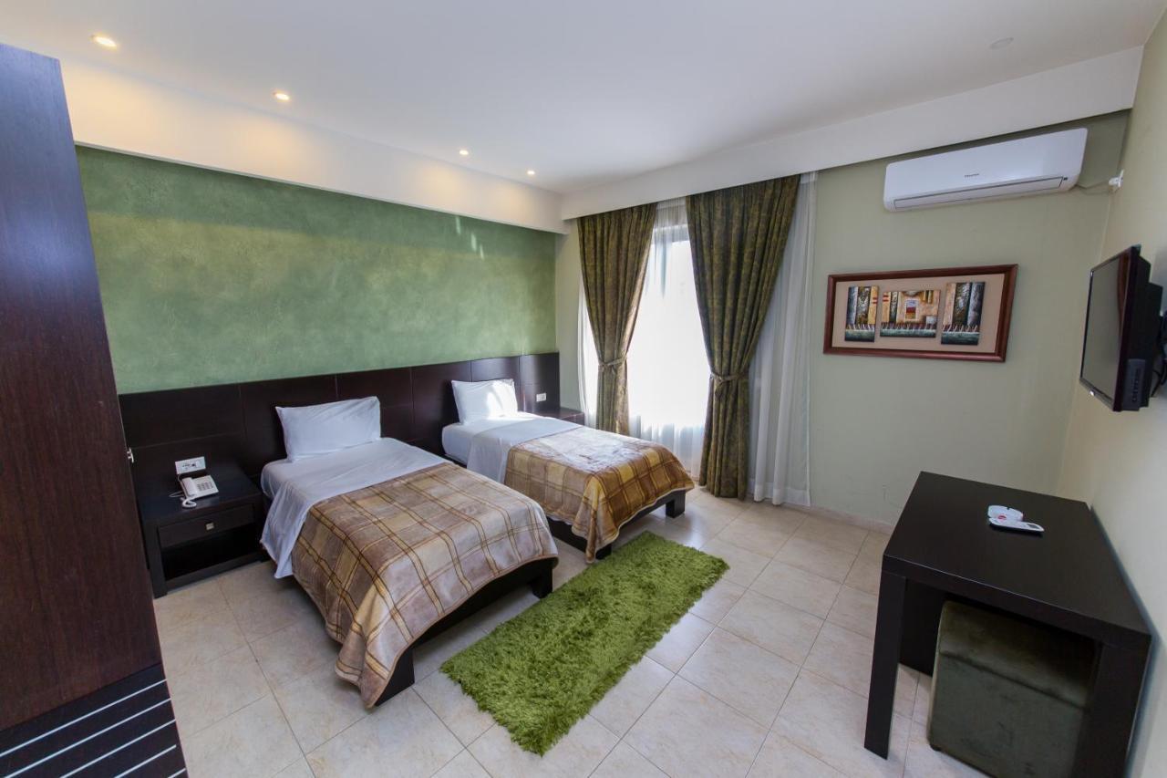 Hotel Denver Tirana