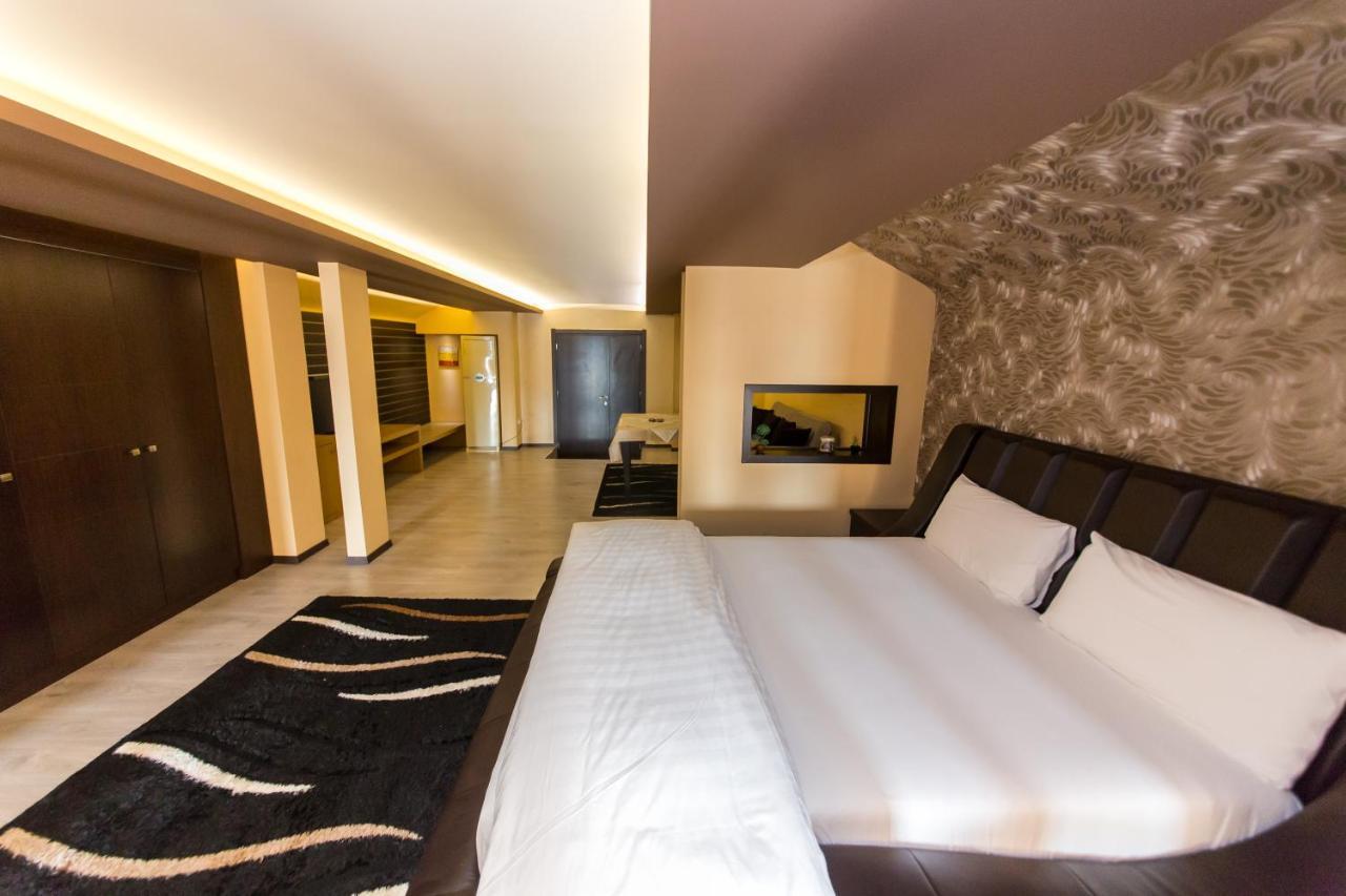 Denver Hotel Tirana